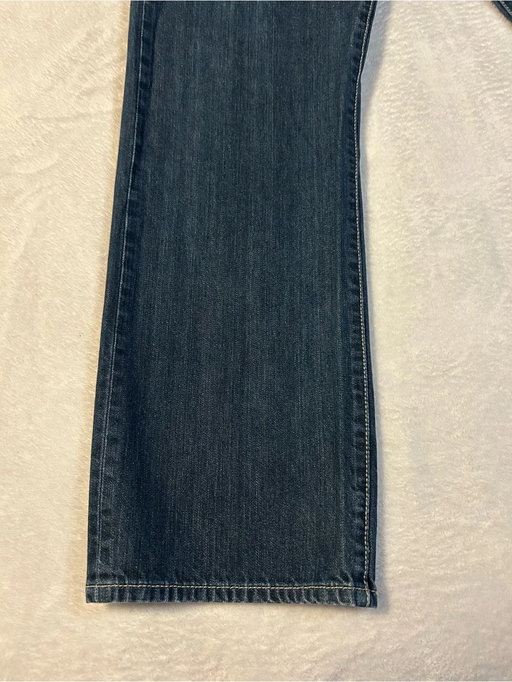 Levi's Men's Relaxed Dark Blue Denim Jeans